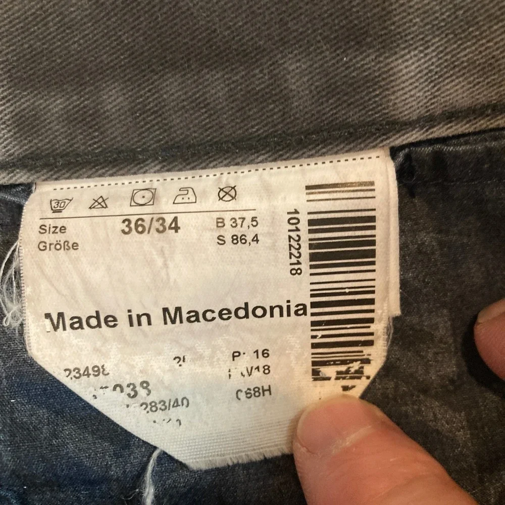 HILTL Mens 35x28 Grey Straight Leg Trousers Pants Grey Wash Made in‎ Macedonia